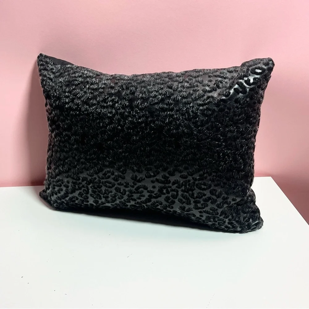 Y2K 2000s mcbling leopard cheetah fur pillow